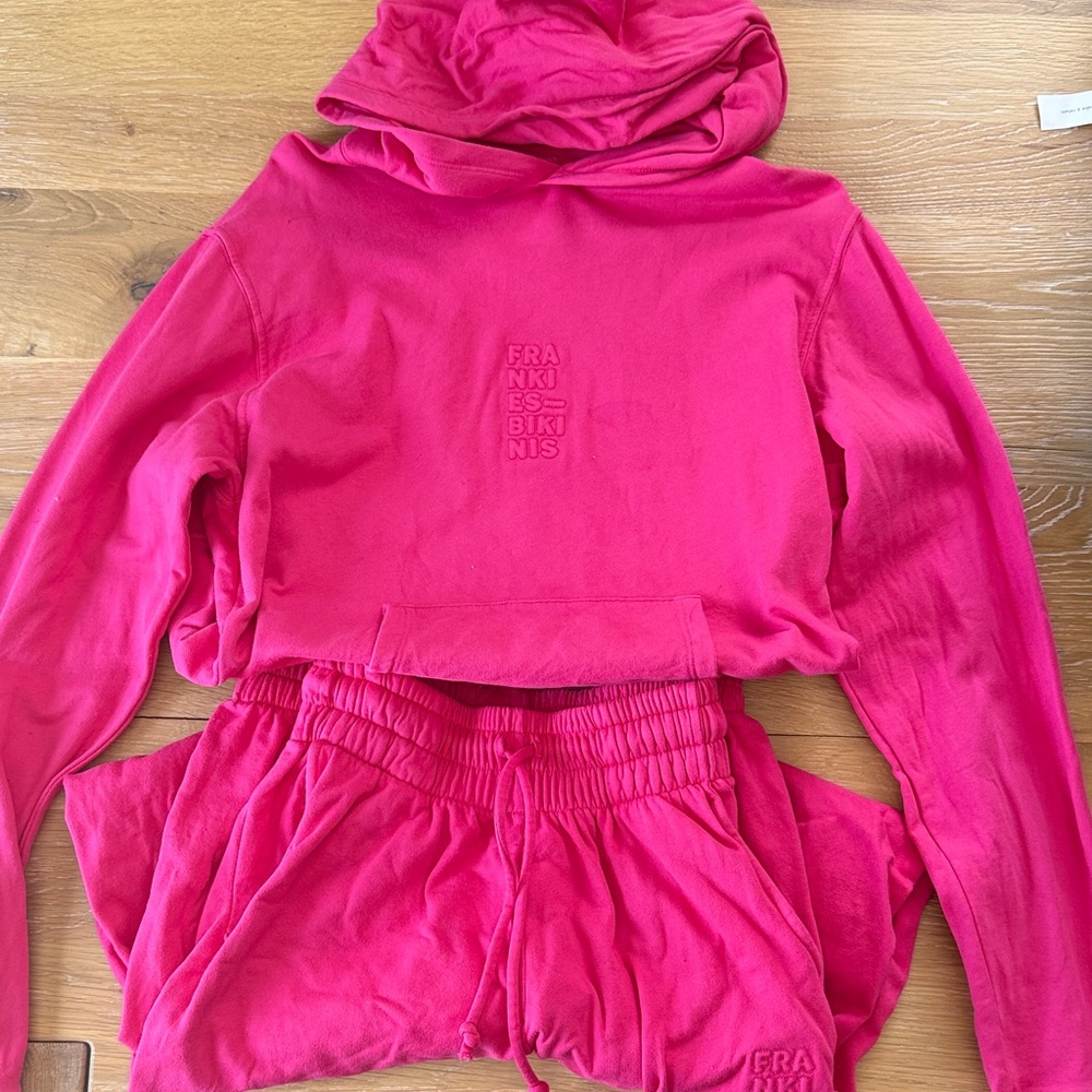 Frankie’s Bikinis Sweat Set